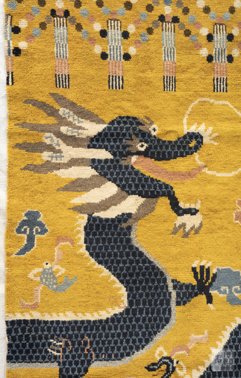 Column carpet, yellow ground, dragon and three demon heads - 图3